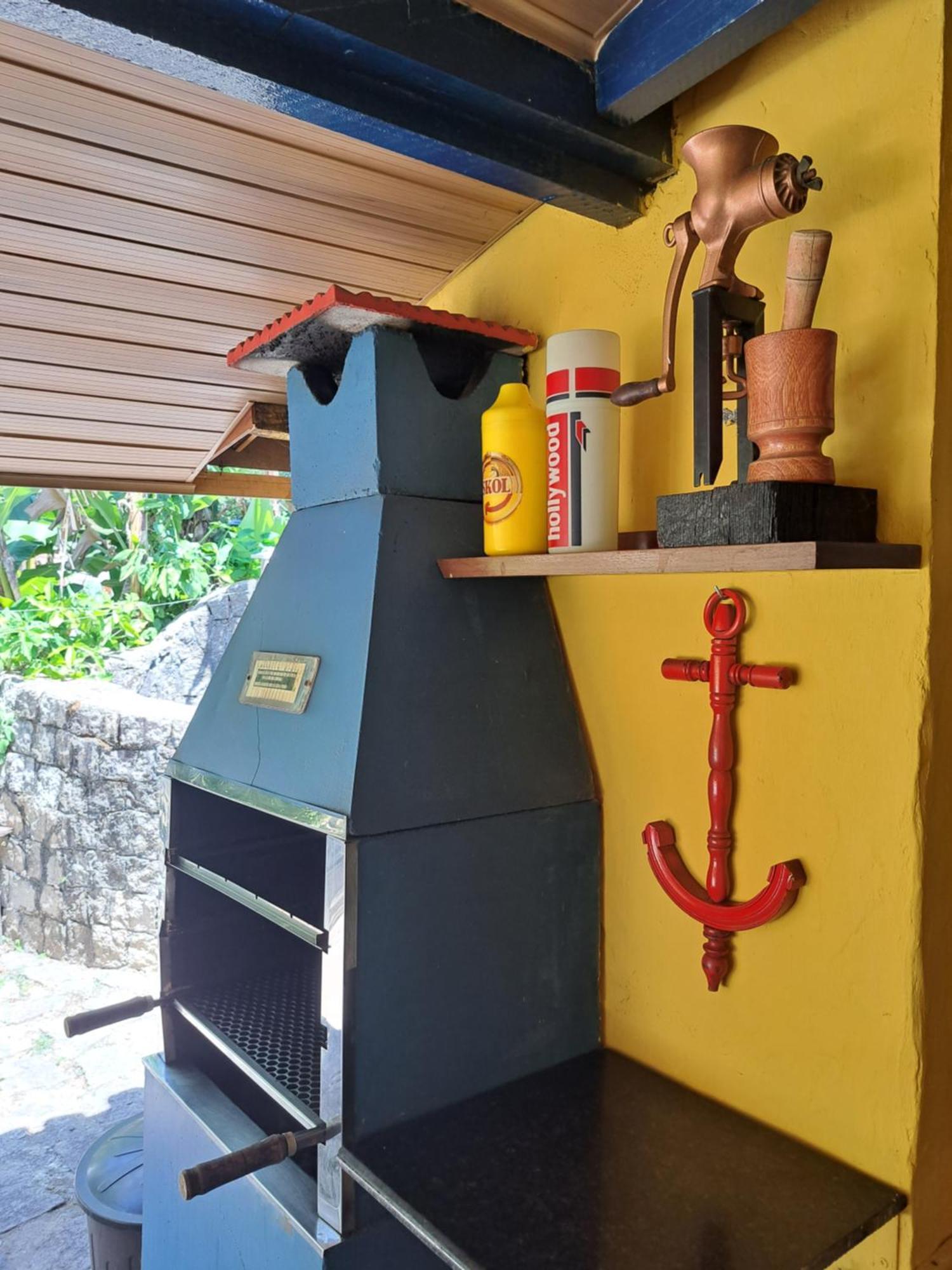 Casa Ilhabela Entre A Praia Grande & Juliao Luaran gambar